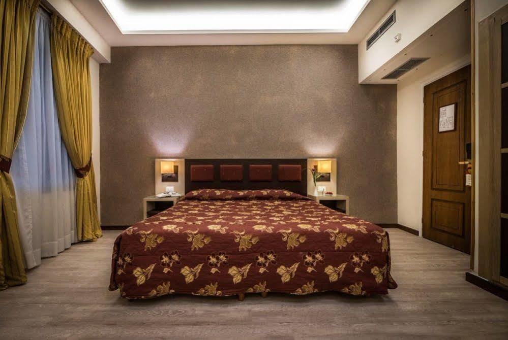 Rex Hotel Nafplio Eksteriør billede